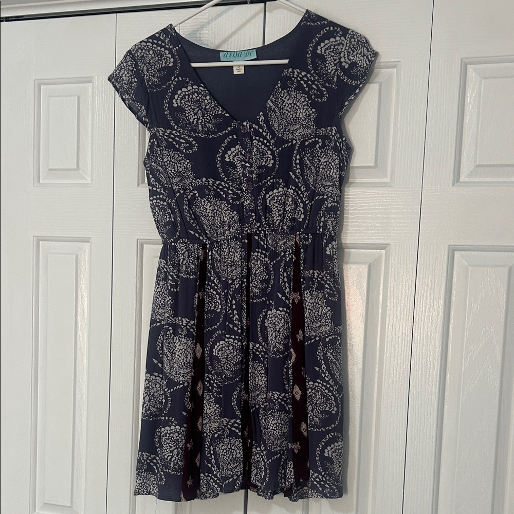 Elegant Navy Paisley Mini Dress